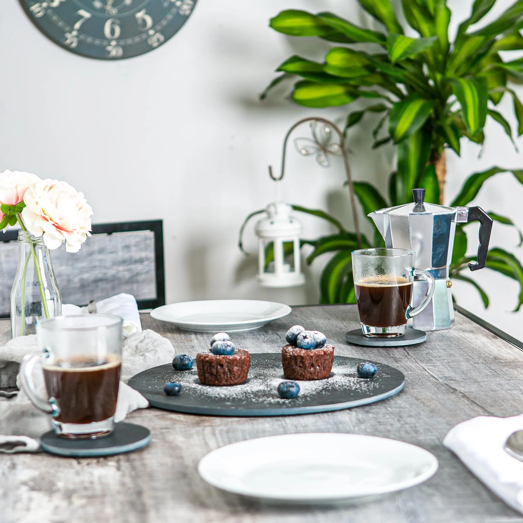 12pc Black Round Linea Slate Placemats & Coasters Set - By Argon Tableware