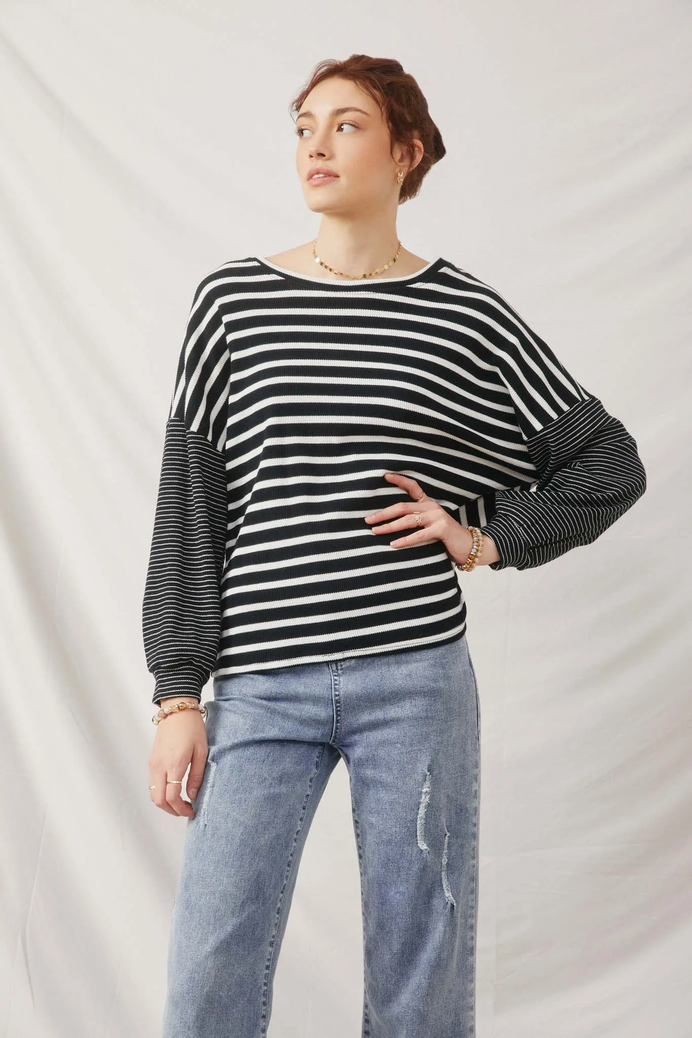 Contrast Stripe Sleeve Textured Knit Top