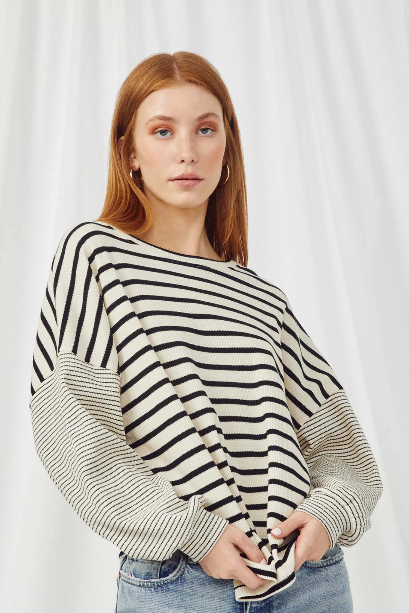 Contrast Stripe Sleeve Textured Knit Top