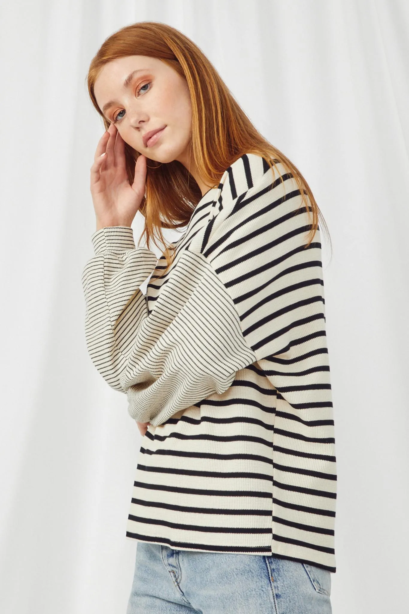 Contrast Stripe Sleeve Textured Knit Top