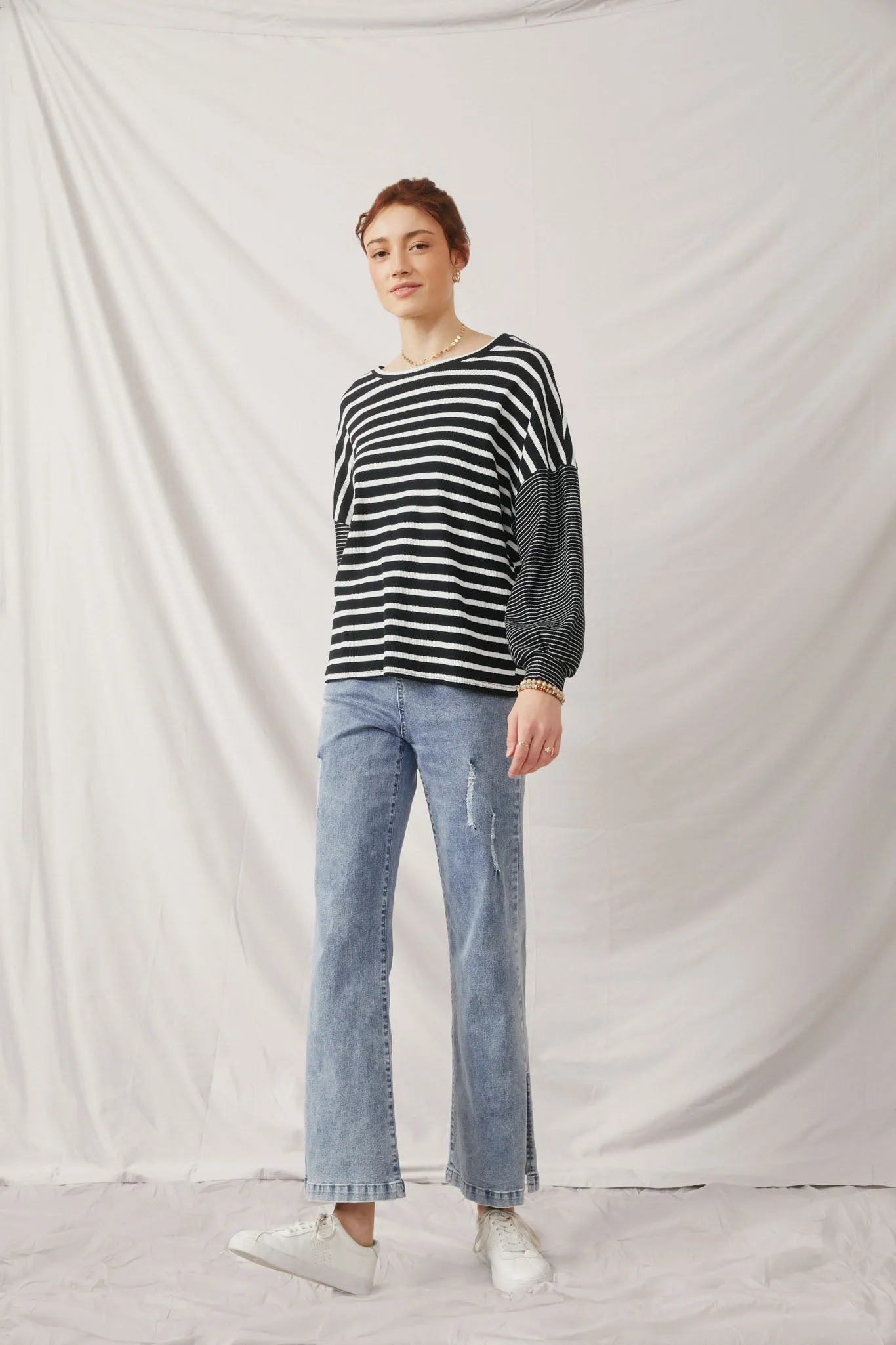 Contrast Stripe Sleeve Textured Knit Top