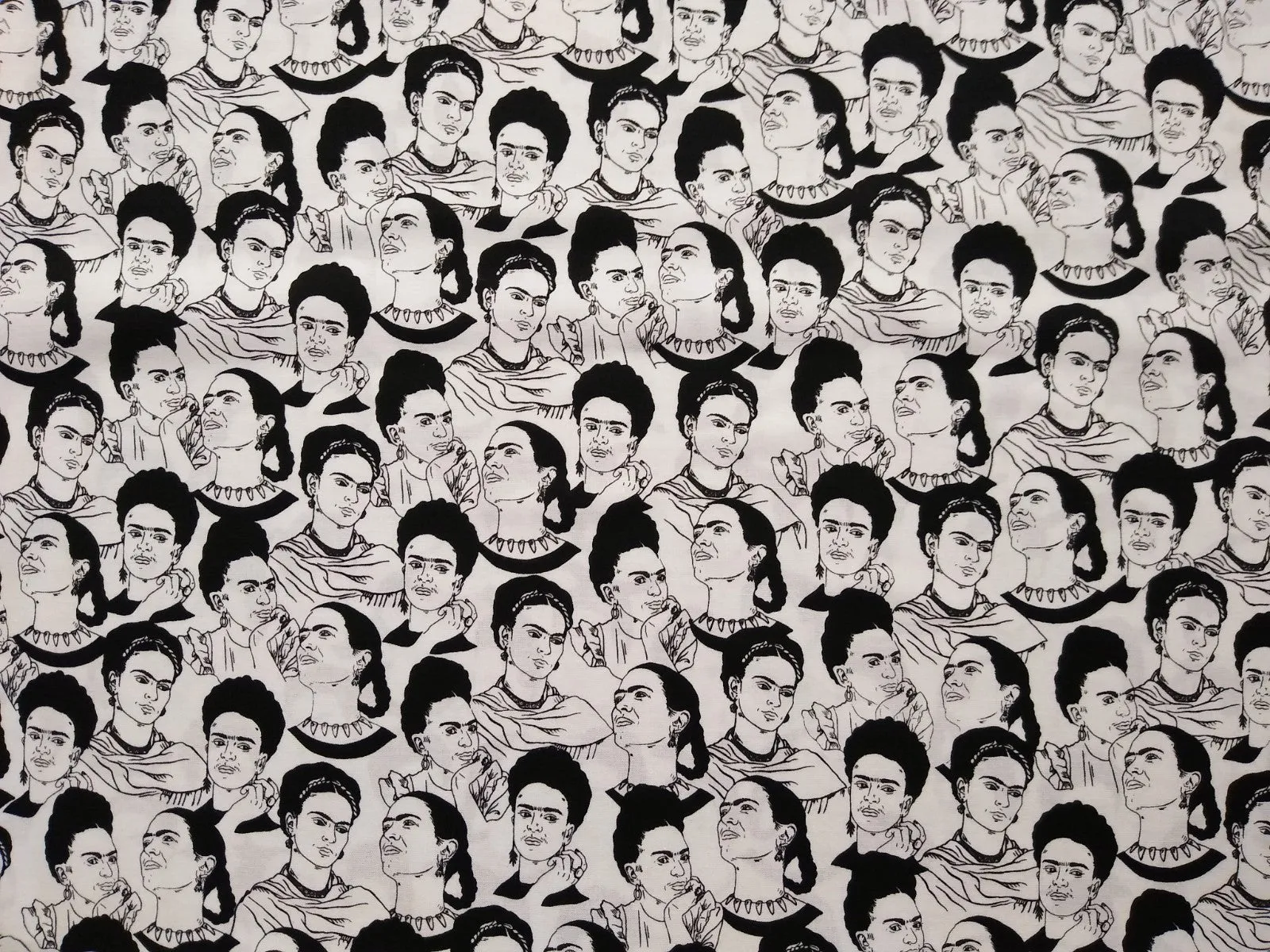 Cotton Print / Frida / Black White