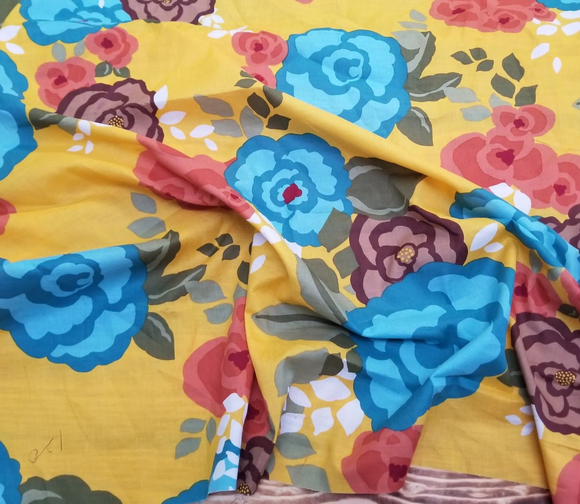 End of BOlt: 3.5 yards of Designer Deadstock Cotton Lawn Large Floral Marigold Yellow 2.36oz Woven- remnant