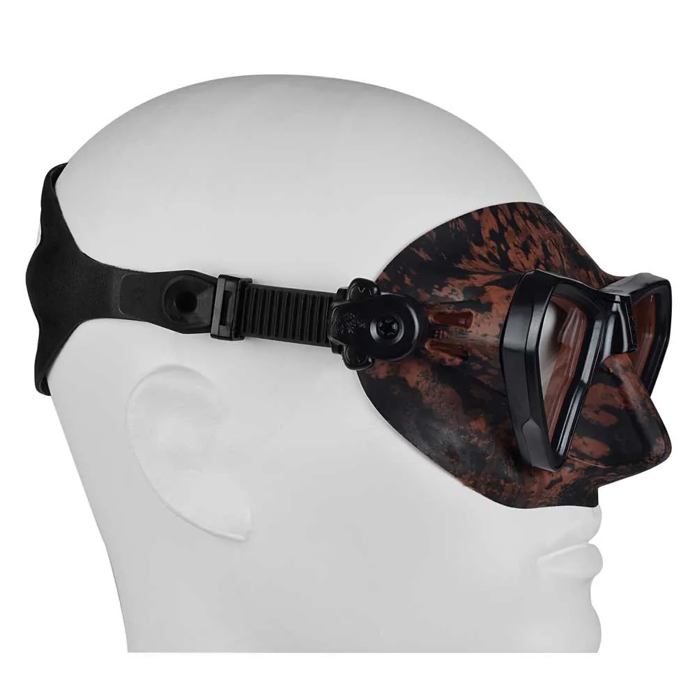 H. DESSAULT ELEMENT MASK WITH CAMERA MOUNT