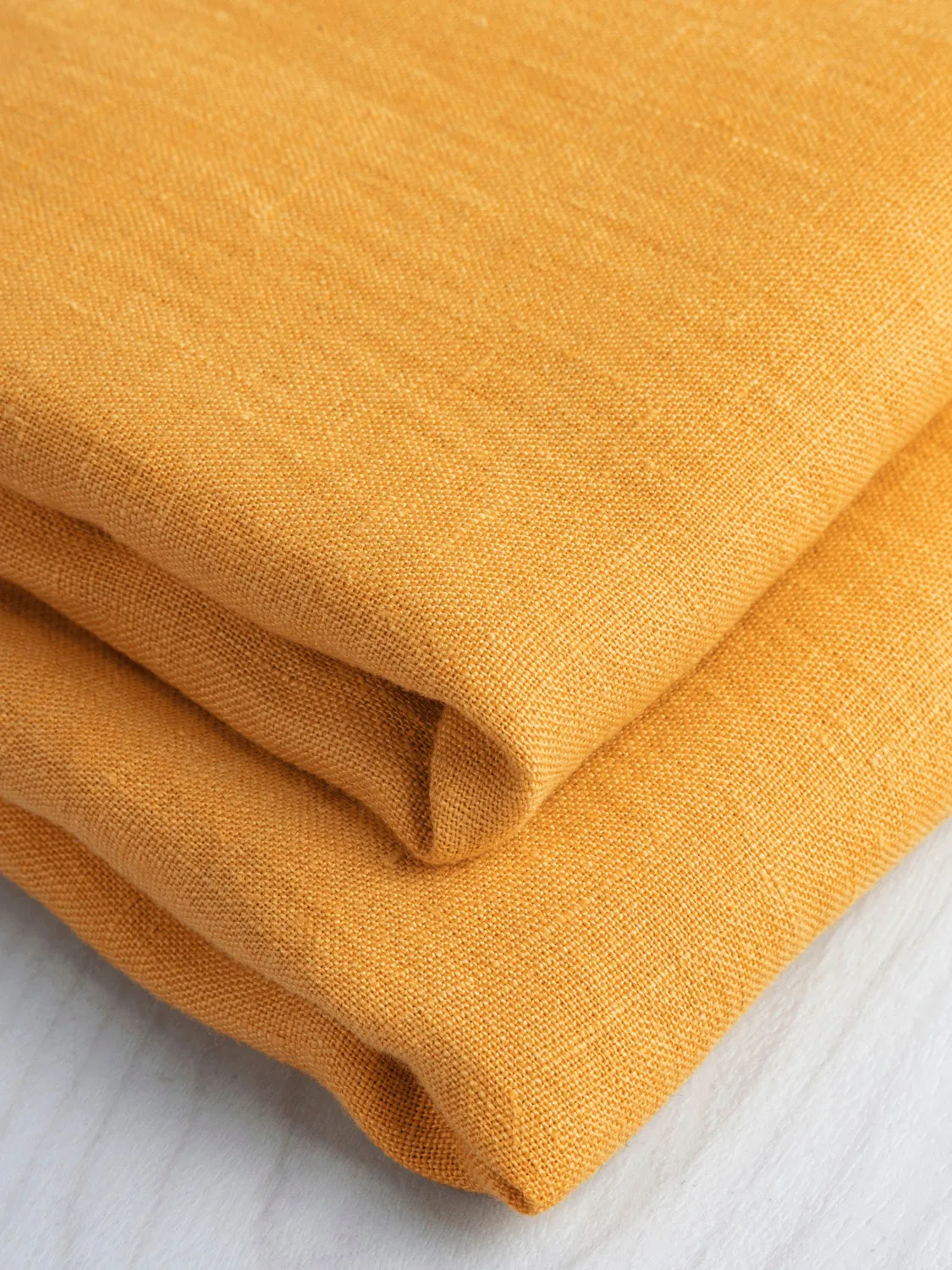 Midweight European Linen - Clementine - Swatch